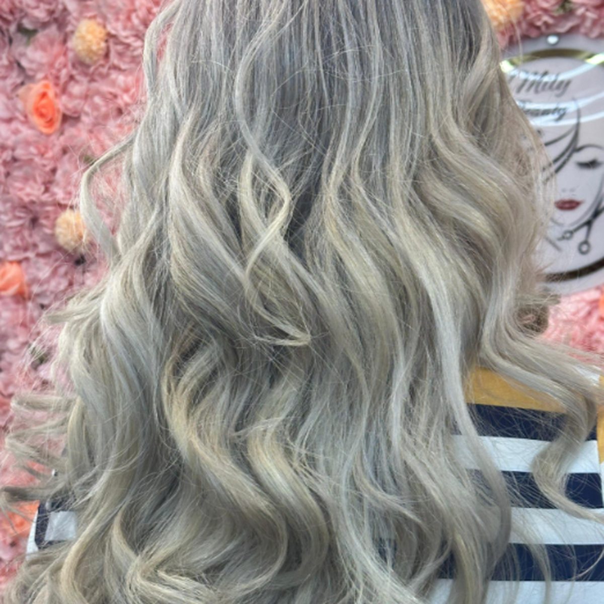 Long curls in cool ash blonde
